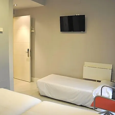 Bed & Breakfast Hosteria Santander 3*