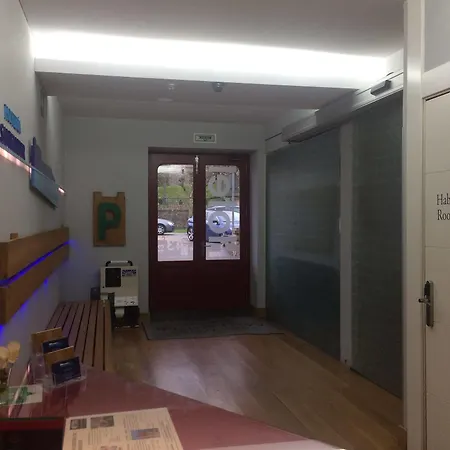 فندق مبيت وإفطار Hosteria Santander 3*