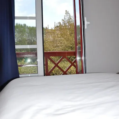 Hosteria Santander فندق مبيت وإفطار 3*