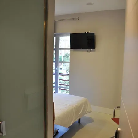 Alojamento de Acomodação e Pequeno-almoço Hosteria Santander Santander