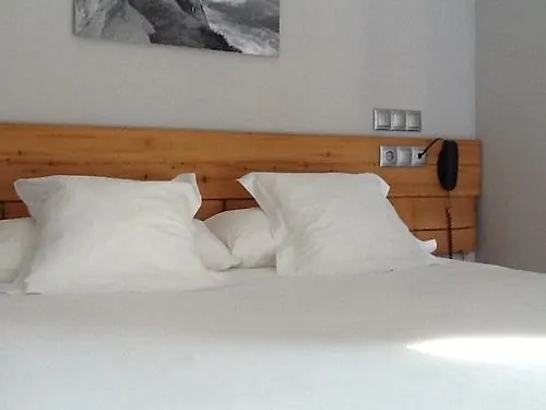 Hosteria Santander 3*